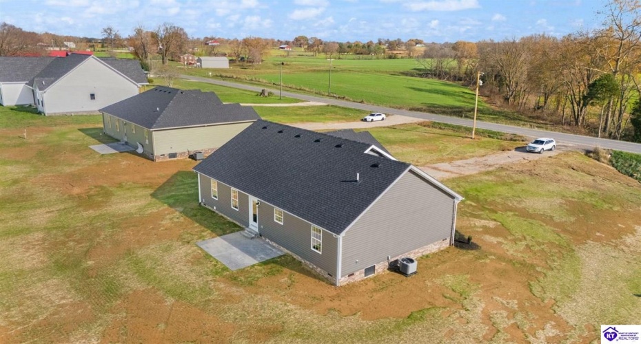 Smiths Grove Scottsville Road, Oakland, Kentucky 42159, ,2 BathroomsBathrooms,For Sale,Smiths Grove Scottsville Road,HK24004441