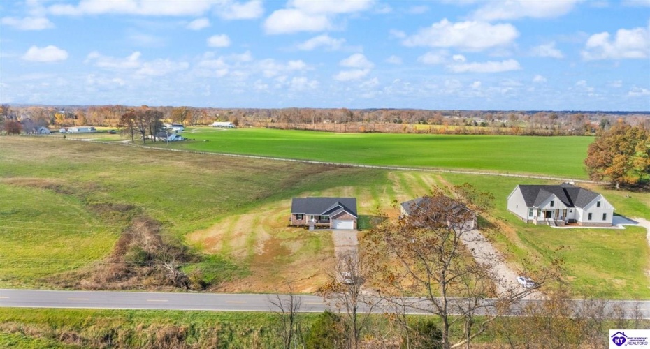 Smiths Grove Scottsville Road, Oakland, Kentucky 42159, ,2 BathroomsBathrooms,For Sale,Smiths Grove Scottsville Road,HK24004441