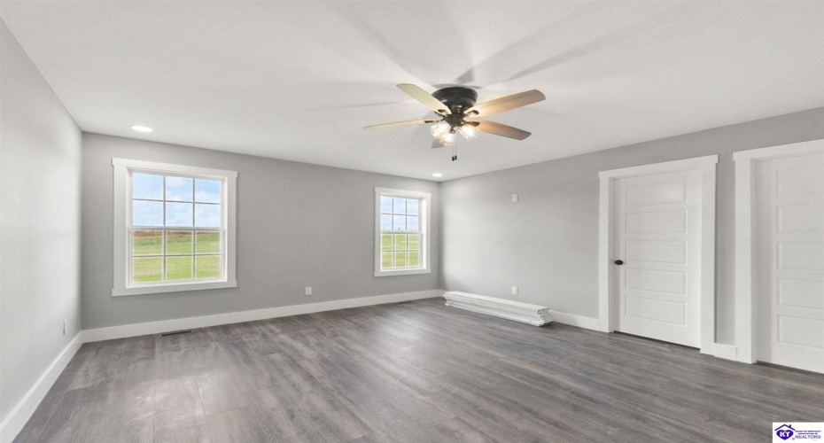Smiths Grove Scottsville Road, Oakland, Kentucky 42159, ,2 BathroomsBathrooms,For Sale,Smiths Grove Scottsville Road,HK24004441