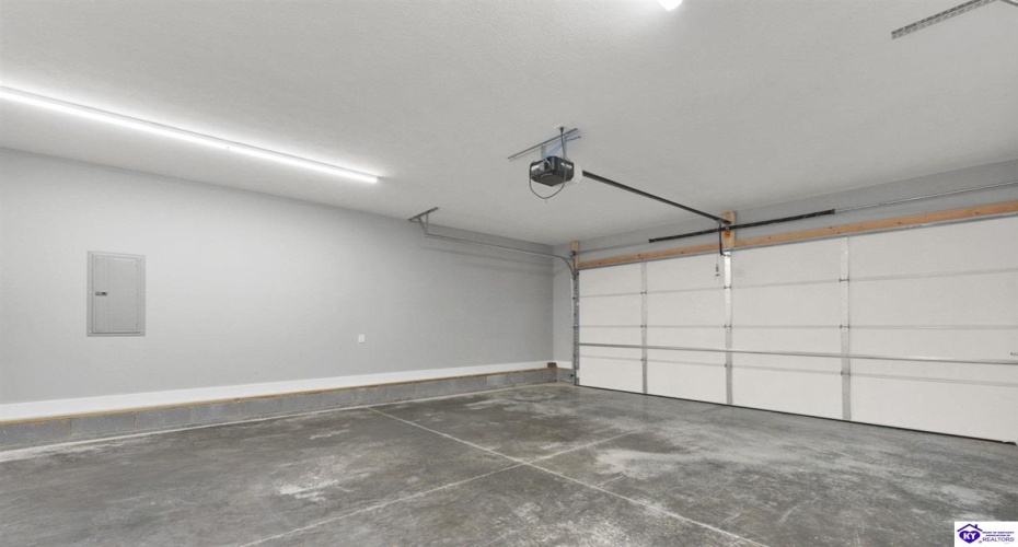 Smiths Grove Scottsville Road, Oakland, Kentucky 42159, ,2 BathroomsBathrooms,For Sale,Smiths Grove Scottsville Road,HK24004441