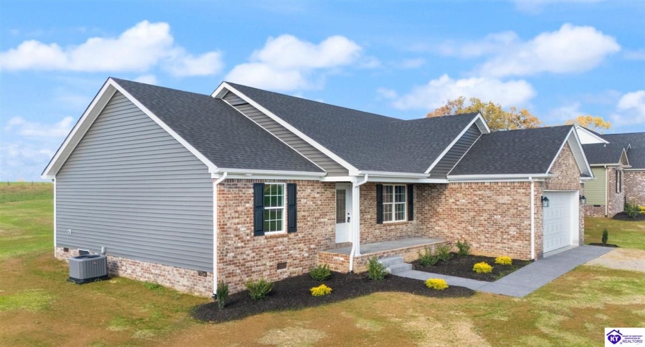 Smiths Grove Scottsville Road, Oakland, Kentucky 42159, ,2 BathroomsBathrooms,For Sale,Smiths Grove Scottsville Road,HK24004441