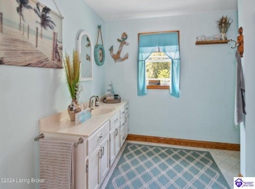 Gap Hill Road, Cub Run, Kentucky 42729, ,2 BathroomsBathrooms,For Sale,Gap Hill Road,HK24004442