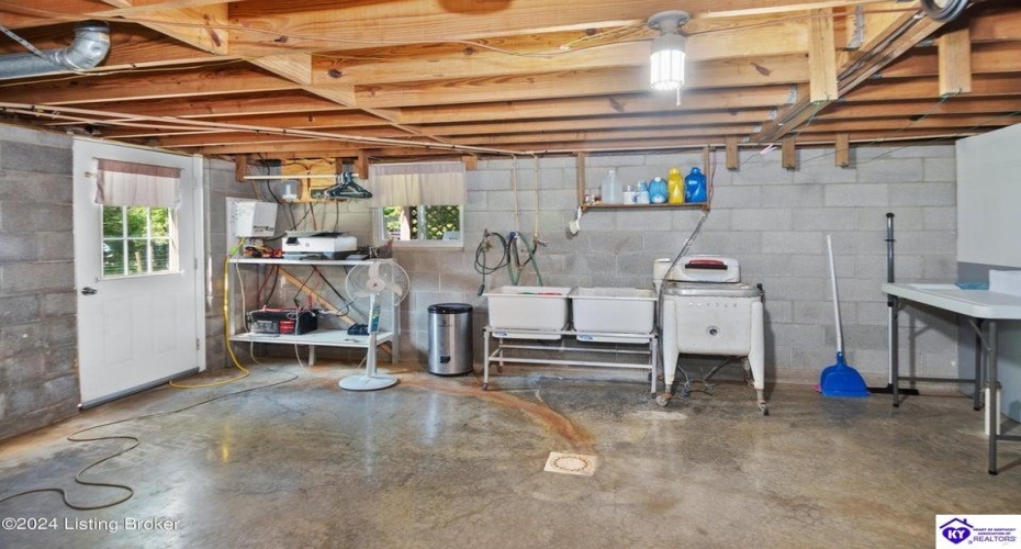 Gap Hill Road, Cub Run, Kentucky 42729, ,2 BathroomsBathrooms,For Sale,Gap Hill Road,HK24004442