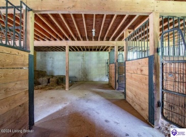 Gap Hill Road, Cub Run, Kentucky 42729, ,2 BathroomsBathrooms,For Sale,Gap Hill Road,HK24004442