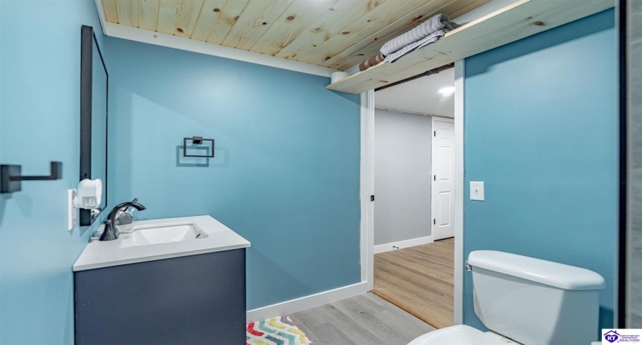 Sunrise Lane, Elizabethtown, Kentucky 42701, ,2 BathroomsBathrooms,For Sale,Sunrise Lane,HK24004340