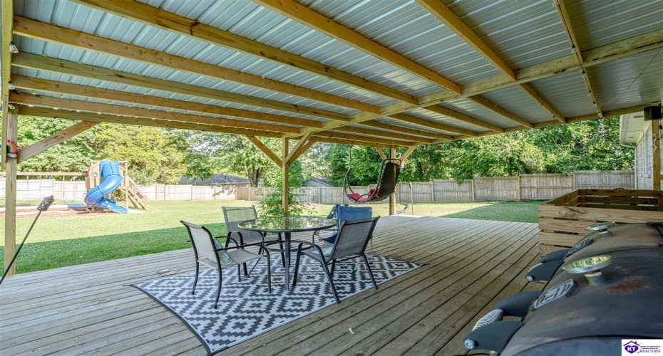 Sunrise Lane, Elizabethtown, Kentucky 42701, ,2 BathroomsBathrooms,For Sale,Sunrise Lane,HK24004340