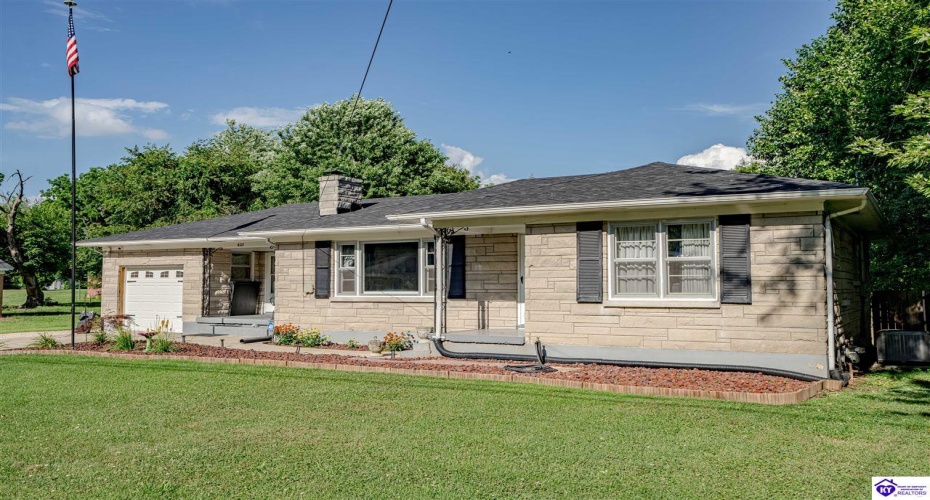 Sunrise Lane, Elizabethtown, Kentucky 42701, ,2 BathroomsBathrooms,For Sale,Sunrise Lane,HK24004340