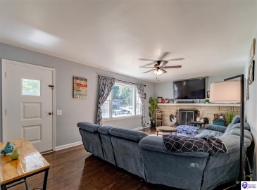 Sunrise Lane, Elizabethtown, Kentucky 42701, ,2 BathroomsBathrooms,For Sale,Sunrise Lane,HK24004340