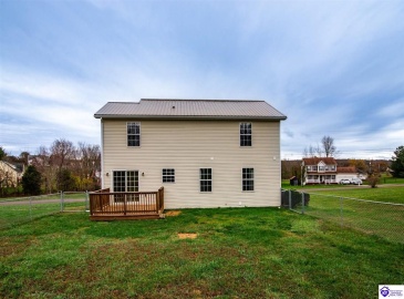 Cold Creek Court, Elizabethtown, Kentucky 42701, ,3 BathroomsBathrooms,For Sale,Cold Creek Court,HK24004452