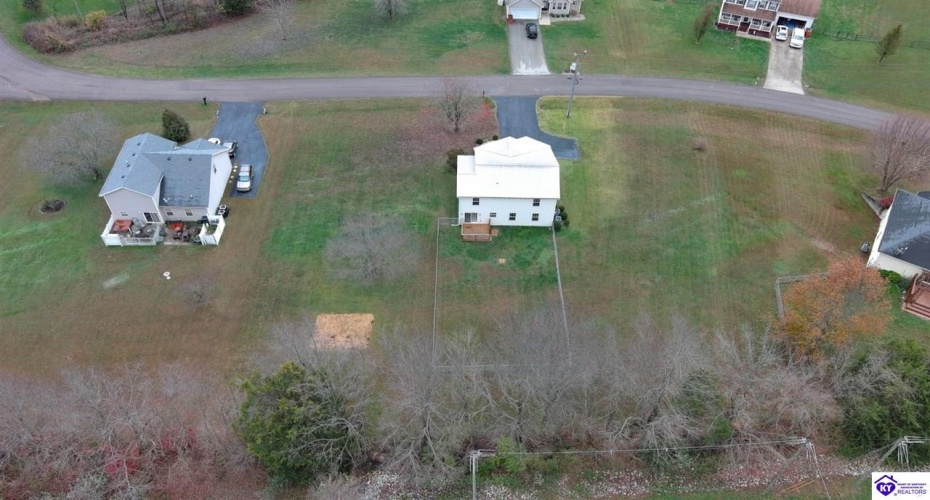 Cold Creek Court, Elizabethtown, Kentucky 42701, ,3 BathroomsBathrooms,For Sale,Cold Creek Court,HK24004452