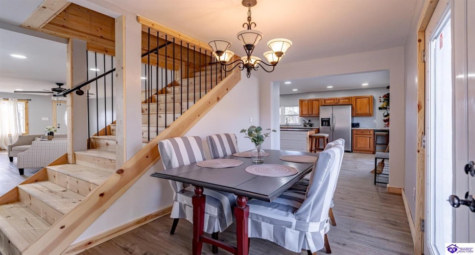 S. Wilson Rd, Elizabethtown, Kentucky 42701, ,2 BathroomsBathrooms,For Sale,S. Wilson Rd,HK24004457