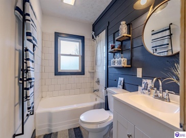 S. Wilson Rd, Elizabethtown, Kentucky 42701, ,2 BathroomsBathrooms,For Sale,S. Wilson Rd,HK24004457