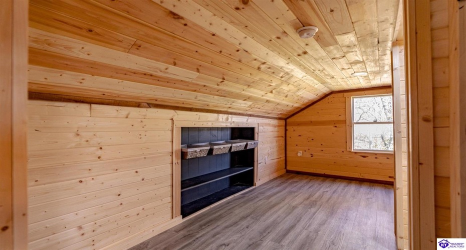 S. Wilson Rd, Elizabethtown, Kentucky 42701, ,2 BathroomsBathrooms,For Sale,S. Wilson Rd,HK24004457