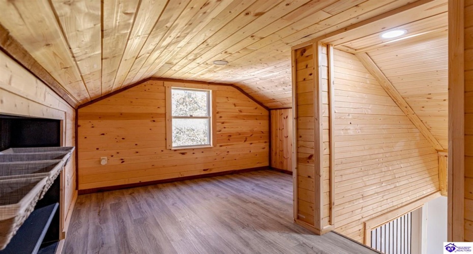 S. Wilson Rd, Elizabethtown, Kentucky 42701, ,2 BathroomsBathrooms,For Sale,S. Wilson Rd,HK24004457