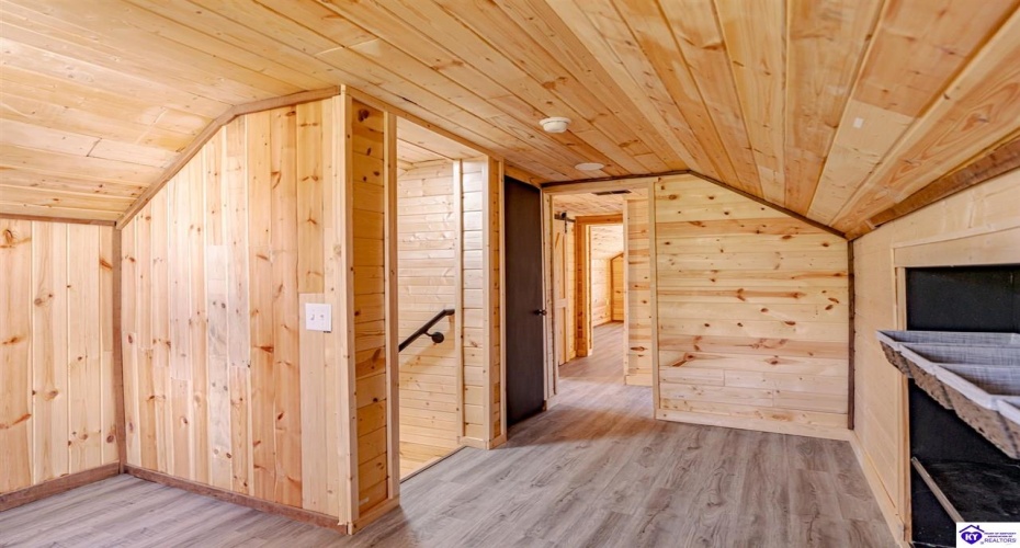 S. Wilson Rd, Elizabethtown, Kentucky 42701, ,2 BathroomsBathrooms,For Sale,S. Wilson Rd,HK24004457