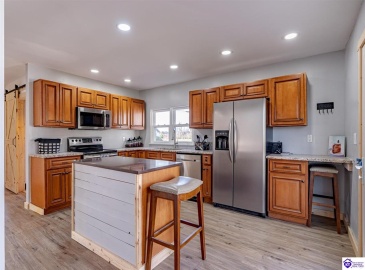 S. Wilson Rd, Elizabethtown, Kentucky 42701, ,2 BathroomsBathrooms,For Sale,S. Wilson Rd,HK24004457