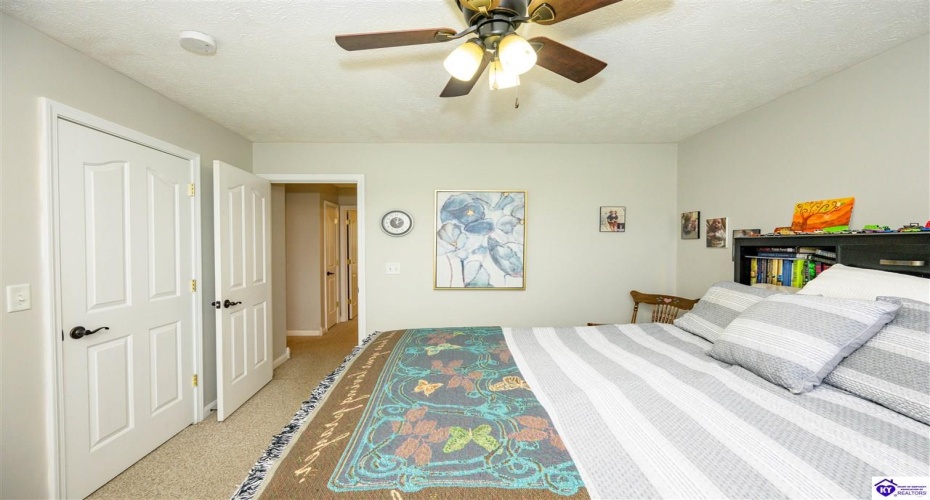 Alvin Brooks Road, Buffalo, Kentucky 42716, ,2 BathroomsBathrooms,For Sale,Alvin Brooks Road,HK24004461