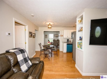 Alvin Brooks Road, Buffalo, Kentucky 42716, ,2 BathroomsBathrooms,For Sale,Alvin Brooks Road,HK24004461