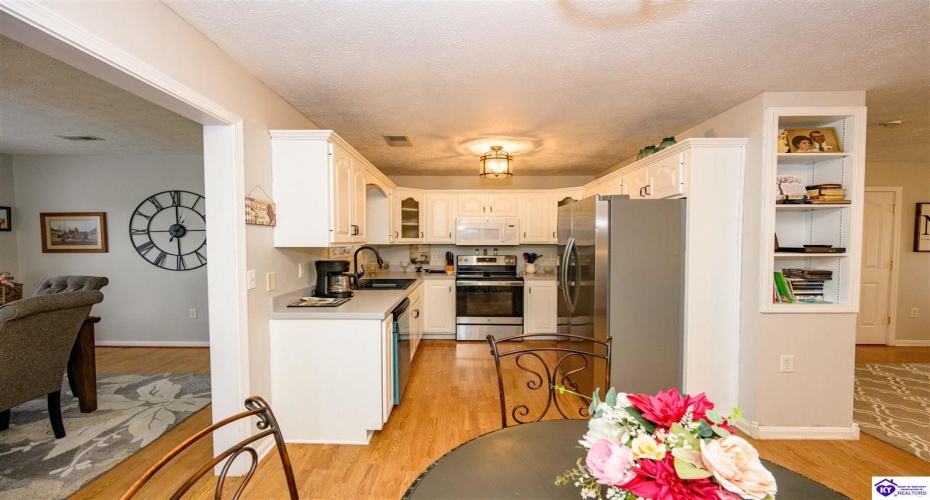 Alvin Brooks Road, Buffalo, Kentucky 42716, ,2 BathroomsBathrooms,For Sale,Alvin Brooks Road,HK24004461