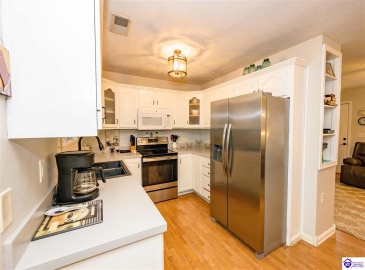 Alvin Brooks Road, Buffalo, Kentucky 42716, ,2 BathroomsBathrooms,For Sale,Alvin Brooks Road,HK24004461