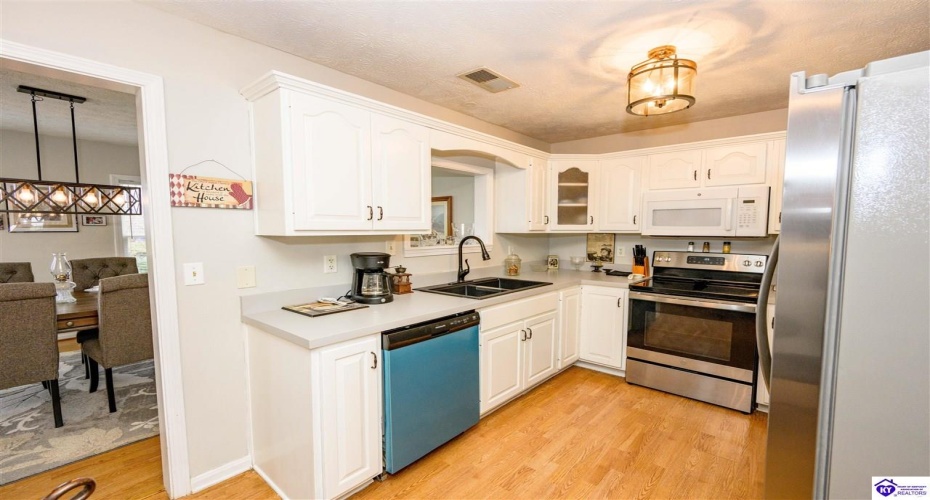 Alvin Brooks Road, Buffalo, Kentucky 42716, ,2 BathroomsBathrooms,For Sale,Alvin Brooks Road,HK24004461