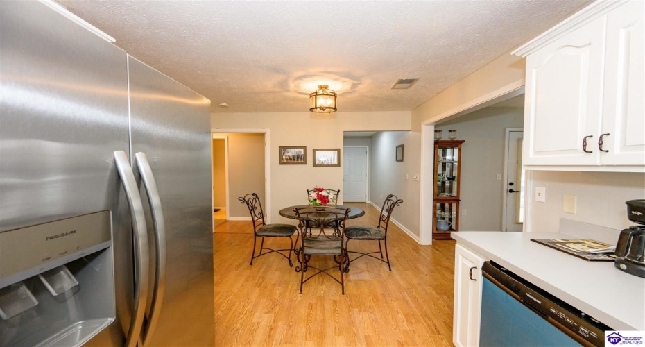 Alvin Brooks Road, Buffalo, Kentucky 42716, ,2 BathroomsBathrooms,For Sale,Alvin Brooks Road,HK24004461