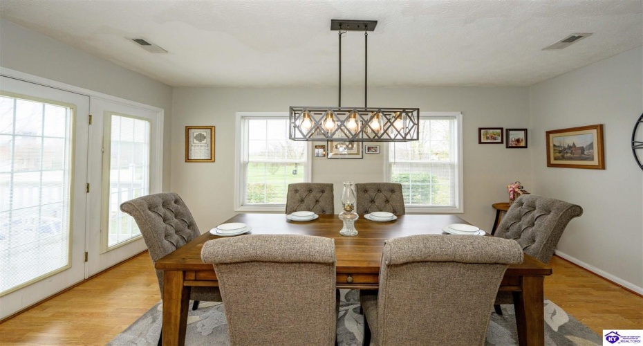 Alvin Brooks Road, Buffalo, Kentucky 42716, ,2 BathroomsBathrooms,For Sale,Alvin Brooks Road,HK24004461