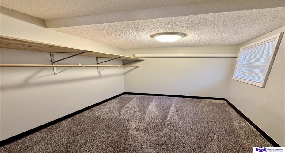 Woodland Drive, Radcliff, Kentucky 40160, ,4 BathroomsBathrooms,For Sale,Woodland Drive,HK24004463