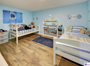 Pearman Avenue, Radcliff, Kentucky 40160, ,2 BathroomsBathrooms,For Sale,Pearman Avenue,HK24004467