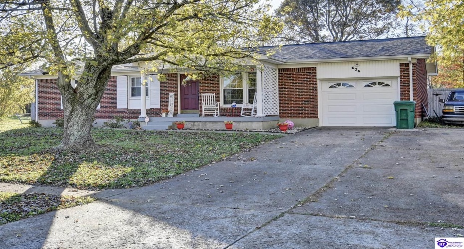 Pearman Avenue, Radcliff, Kentucky 40160, ,2 BathroomsBathrooms,For Sale,Pearman Avenue,HK24004467