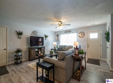 Joy Court, Radcliff, Kentucky 40160, ,2 BathroomsBathrooms,For Sale,Joy Court,HK24004468