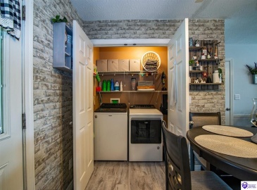 Joy Court, Radcliff, Kentucky 40160, ,2 BathroomsBathrooms,For Sale,Joy Court,HK24004468