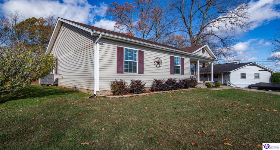 Joy Court, Radcliff, Kentucky 40160, ,2 BathroomsBathrooms,For Sale,Joy Court,HK24004468