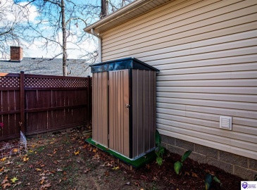 Joy Court, Radcliff, Kentucky 40160, ,2 BathroomsBathrooms,For Sale,Joy Court,HK24004468