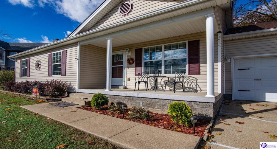 Joy Court, Radcliff, Kentucky 40160, ,2 BathroomsBathrooms,For Sale,Joy Court,HK24004468