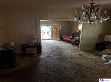 Grand Avenue, Louisville, Kentucky 40211, ,1 BathroomBathrooms,For Sale,Grand Avenue,HK24004472