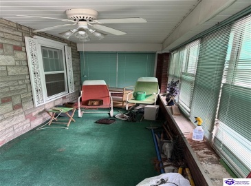 Grand Avenue, Louisville, Kentucky 40211, ,1 BathroomBathrooms,For Sale,Grand Avenue,HK24004472