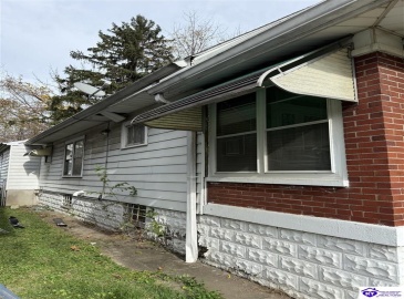 Grand Avenue, Louisville, Kentucky 40211, ,1 BathroomBathrooms,For Sale,Grand Avenue,HK24004472