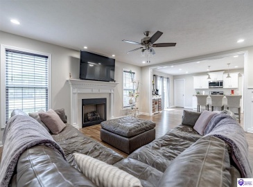 Mt Carmel Boulevard, Rineyville, Kentucky 40162, ,3 BathroomsBathrooms,For Sale,Mt Carmel Boulevard,HK24004474