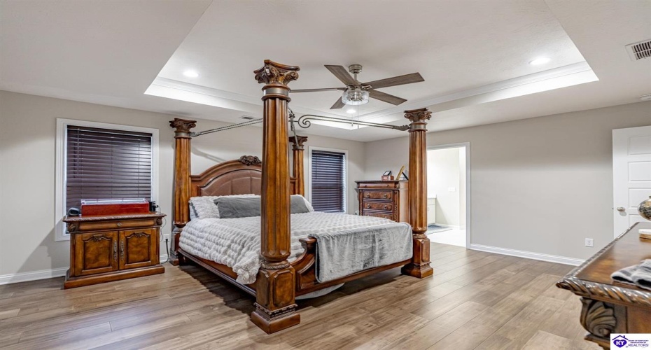 Mt Carmel Boulevard, Rineyville, Kentucky 40162, ,3 BathroomsBathrooms,For Sale,Mt Carmel Boulevard,HK24004474