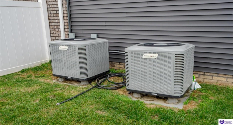 Mt Carmel Boulevard, Rineyville, Kentucky 40162, ,3 BathroomsBathrooms,For Sale,Mt Carmel Boulevard,HK24004474