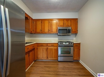 Kentucky Circle, Radcliff, Kentucky 40160, ,3 BathroomsBathrooms,For Sale,Kentucky Circle,HK24004475