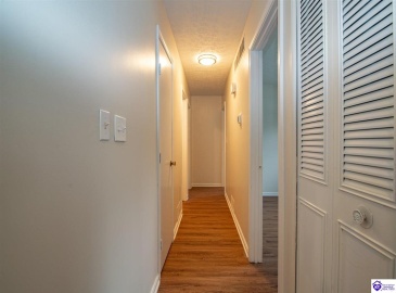 Kentucky Circle, Radcliff, Kentucky 40160, ,3 BathroomsBathrooms,For Sale,Kentucky Circle,HK24004475