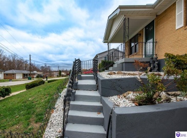 Kentucky Circle, Radcliff, Kentucky 40160, ,3 BathroomsBathrooms,For Sale,Kentucky Circle,HK24004475