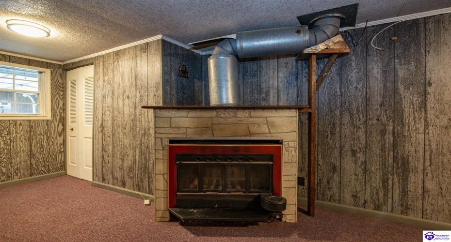 Kentucky Circle, Radcliff, Kentucky 40160, ,3 BathroomsBathrooms,For Sale,Kentucky Circle,HK24004475