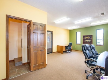 Dixie Boulevard, Radcliff, Kentucky 40160, ,For Sale,Dixie Boulevard,HK24003246