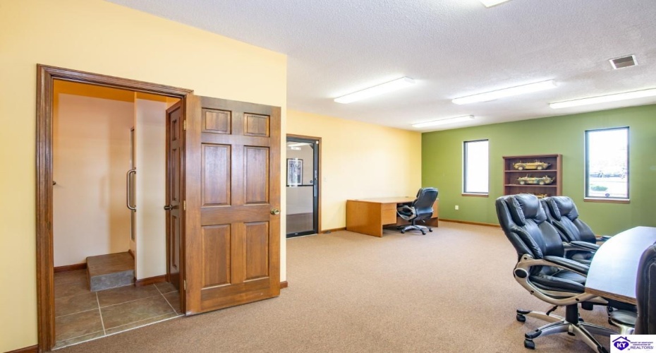 Dixie Boulevard, Radcliff, Kentucky 40160, ,For Sale,Dixie Boulevard,HK24003246