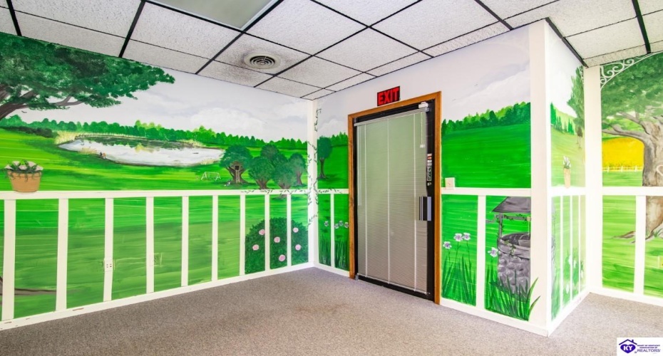 Dixie Boulevard, Radcliff, Kentucky 40160, ,For Sale,Dixie Boulevard,HK24003246