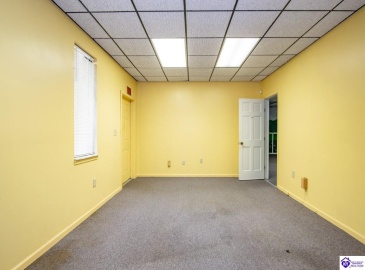 Dixie Boulevard, Radcliff, Kentucky 40160, ,For Sale,Dixie Boulevard,HK24003246