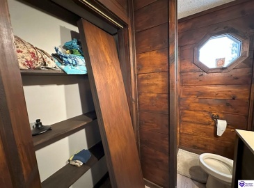 Highway 259, Leitchfield, Kentucky 42754, ,2 BathroomsBathrooms,For Sale,Highway 259,HK24004479